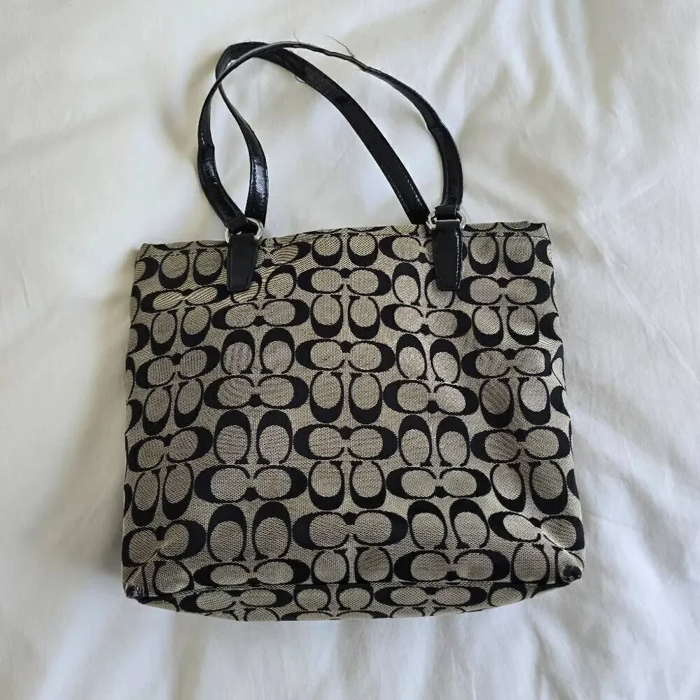 Coach NY Women's Medium‎ Black Gray Canvas Leather Strap Stylish Tote Handbag